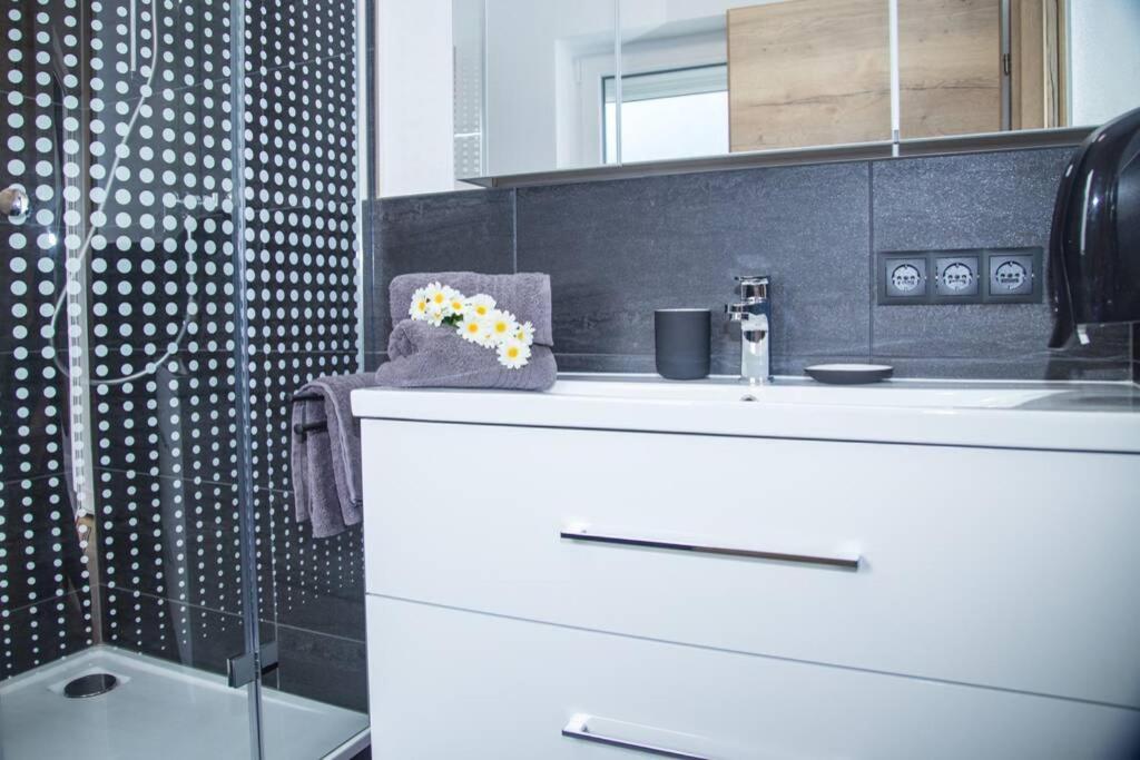 Rochus Appartements Sautens Ngoại thất bức ảnh